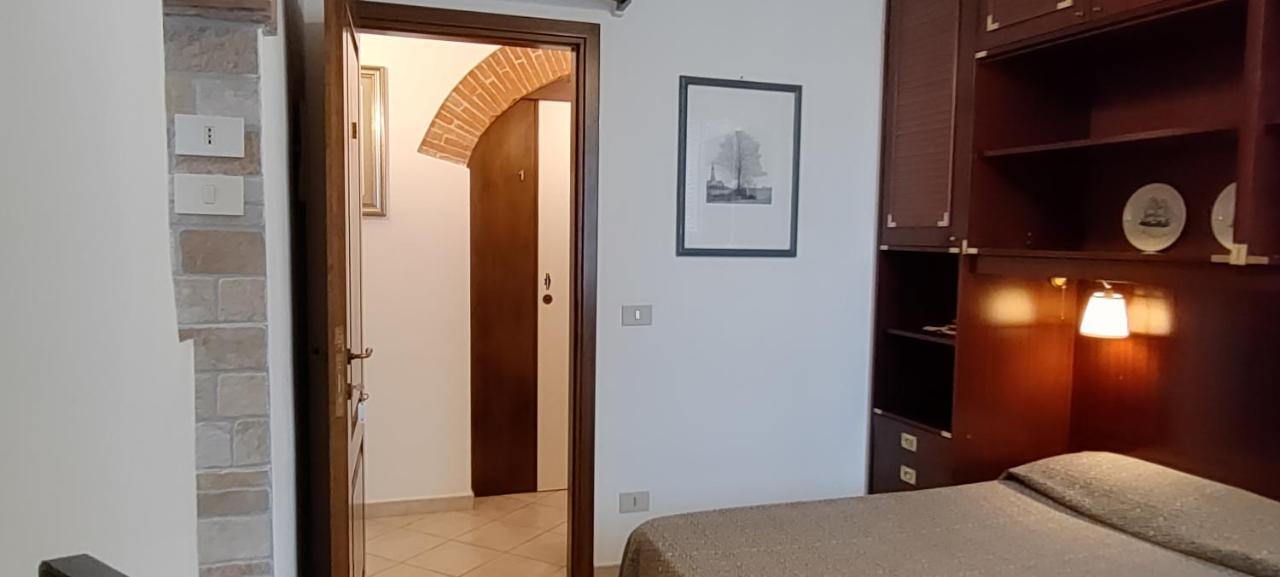 ピサ アルフィエーリ ベッド ＆ ブレックファースト Bed & Breakfast エクステリア 写真