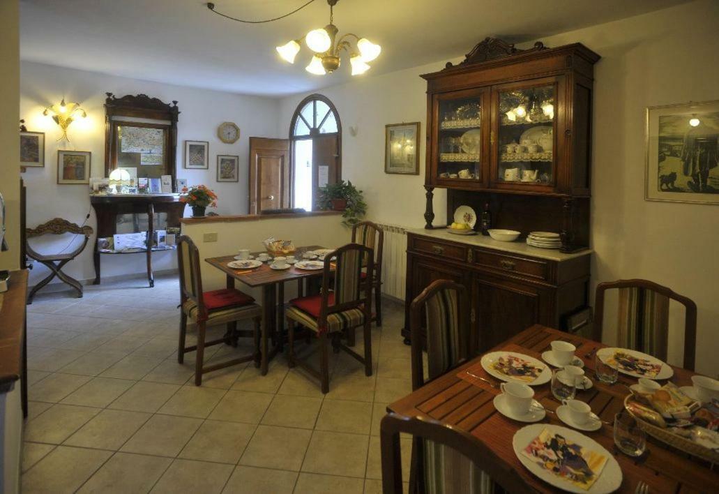 ピサ アルフィエーリ ベッド ＆ ブレックファースト Bed & Breakfast エクステリア 写真